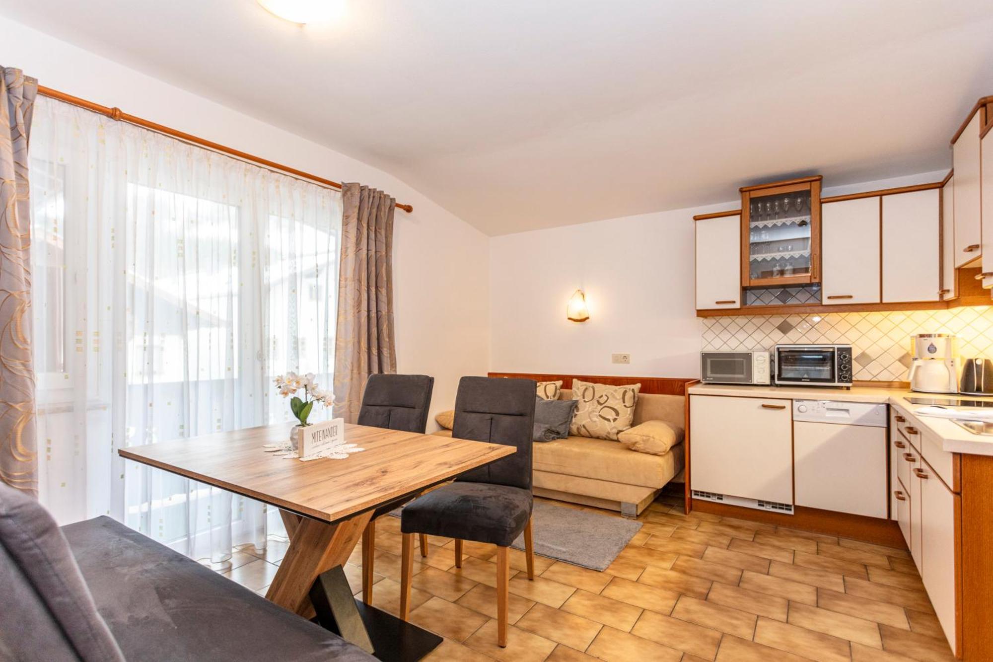 Fruehstueckshotel Birkenhof Раурис Экстерьер фото